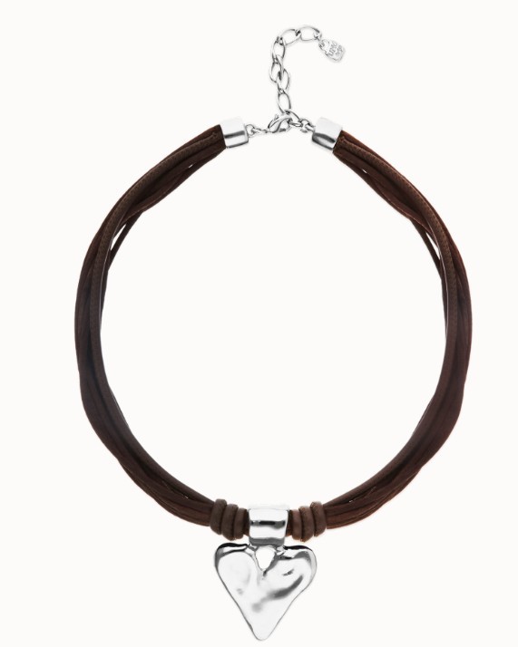 Collana in filo di seta e pelle marrone con dettaglio di cuore placcato argento - UNO DE 50